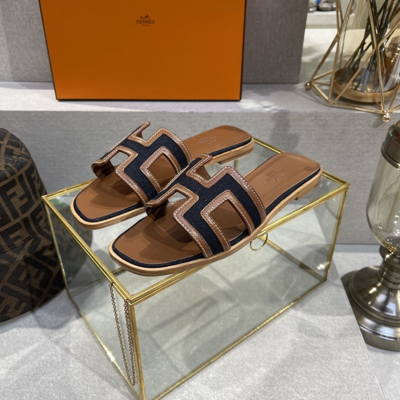 Hermes Slippers